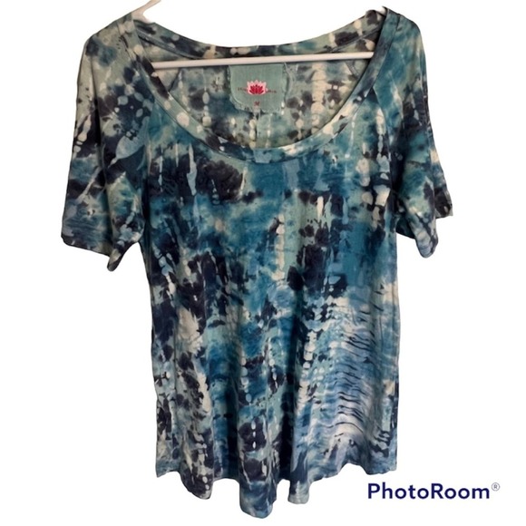 Pink Lotus Blue Tie Dye Tee - Picture 1 of 4